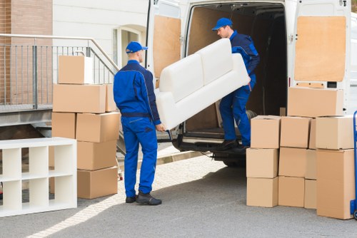 Man with van service for local moves in Belvedere